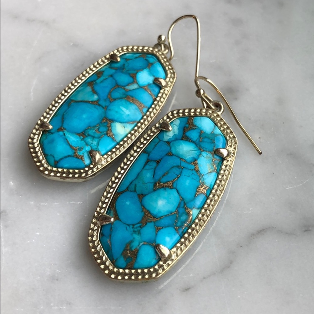 Elle Gold Drop Earrings